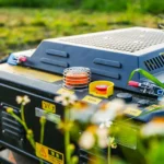 Ferngesteuerter Raupenrasenmäher KOHAM KH-LM2427B für Hangneigungen bis zu 45°