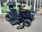 BLACK EDITION Rasentraktor PRO 228/108 Twin HS mit Winterpaket 120 Plus