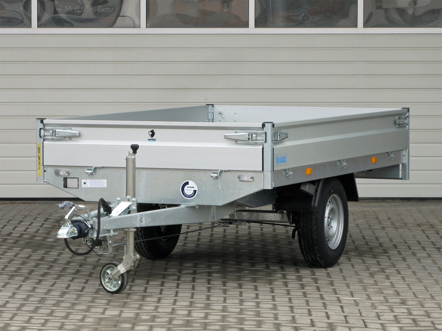 Hapert Azure H-1 – 1350 – 2600 x 1500 – Bereifung 185 R14 C