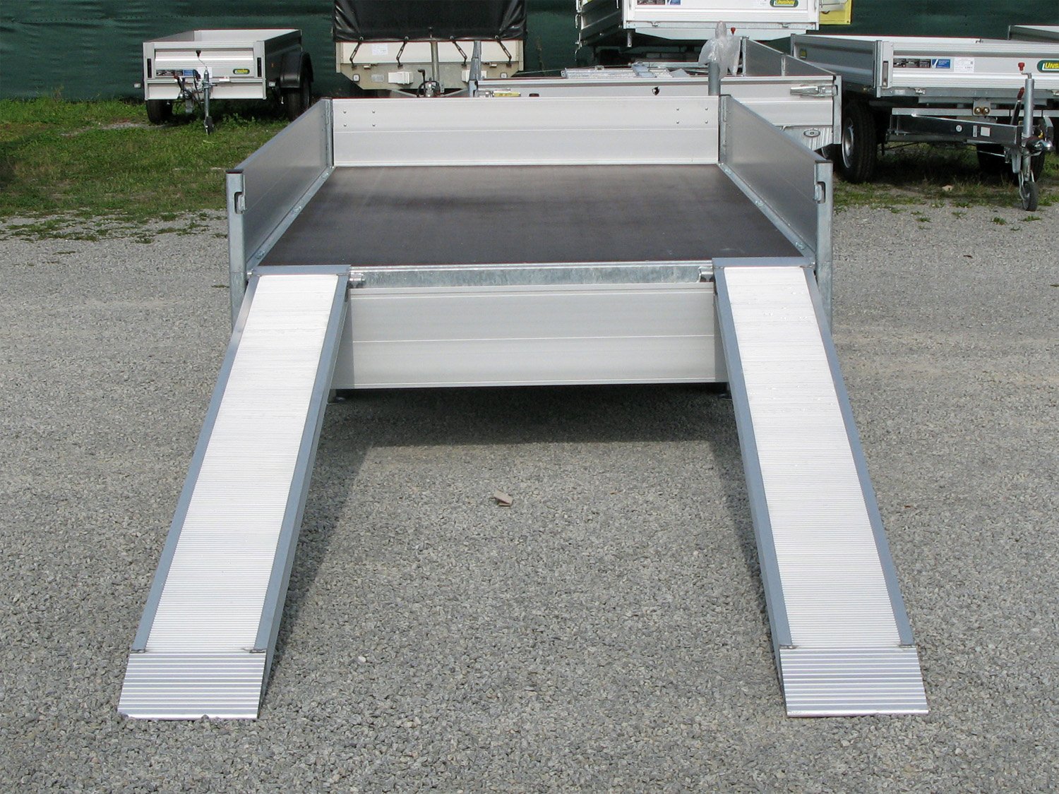 Hapert Azure H-2 – 3000 – 3350 x 1600 Multi Niedriges Fahrwerk – Auffahrpaket
