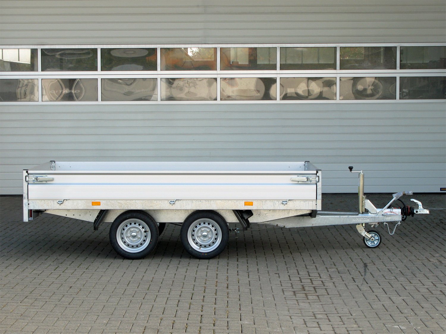 Hapert Azure H-2 – 2700 – 3050 x 1800 Niedriges Fahrwerk