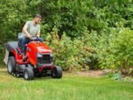 RPX360 Rasentraktor mit Heckauswurf