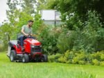 RPX360 Rasentraktor mit Heckauswurf
